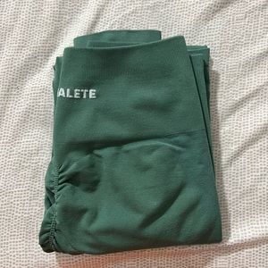 Alphalete Amplify Leggings